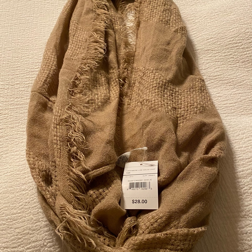 Nwt Cashmere Like Material Solid Loop.